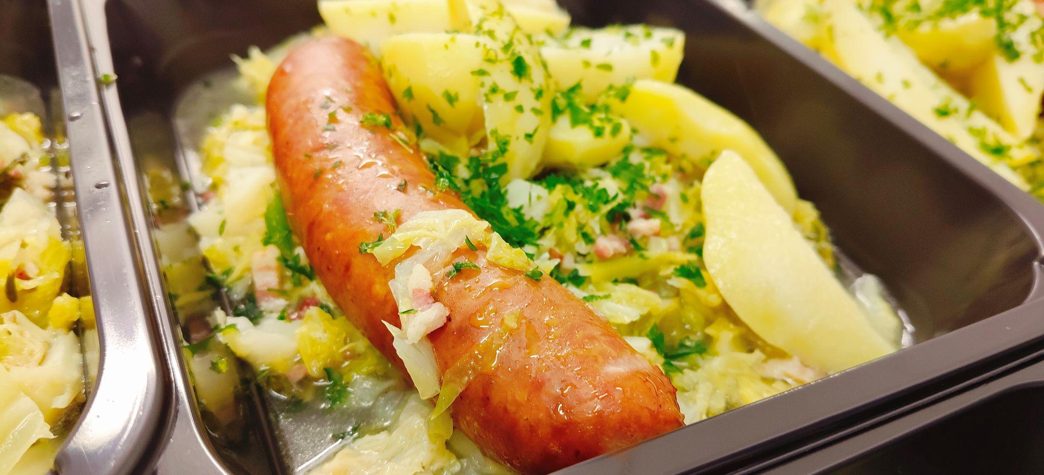Potée aux choux pommes de terre.
